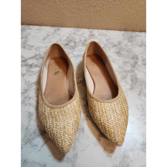 Seychelles Women's Beige Slip On Textured Pointed‎ Toe Ballet Flats Shoes Size 8 - Picture 2 of 7